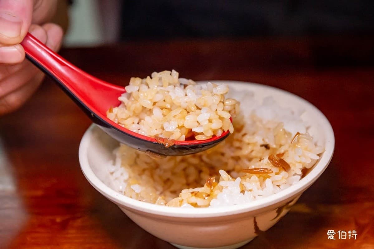 桃園人激推「銷魂廣式燒鵝」!皮脆肉嫩又多汁,超經典「韭菜炒鵝腸」也必吃 桃園人激推「銷魂廣式燒鵝」!皮脆肉嫩又多汁,超經典「韭菜炒鵝腸」也必吃