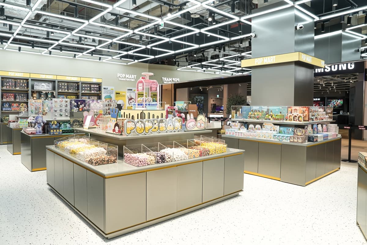 POP MART進駐林口三井OUTLET!大型糖果工廠免費拍,LABUBU破10萬人抽選 POP MART進駐林口三井OUTLET!大型糖果工廠免費拍,LABUBU破10萬人抽選