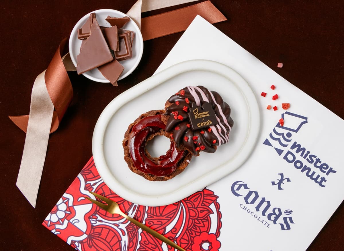 「巧克力飲買一送一」爽喝1個月!Mister Donut聯名可可季,加碼吃烤布蕾甜甜圈 「巧克力飲買一送一」爽喝1個月!Mister Donut聯名可可季,加碼吃烤布蕾甜甜圈