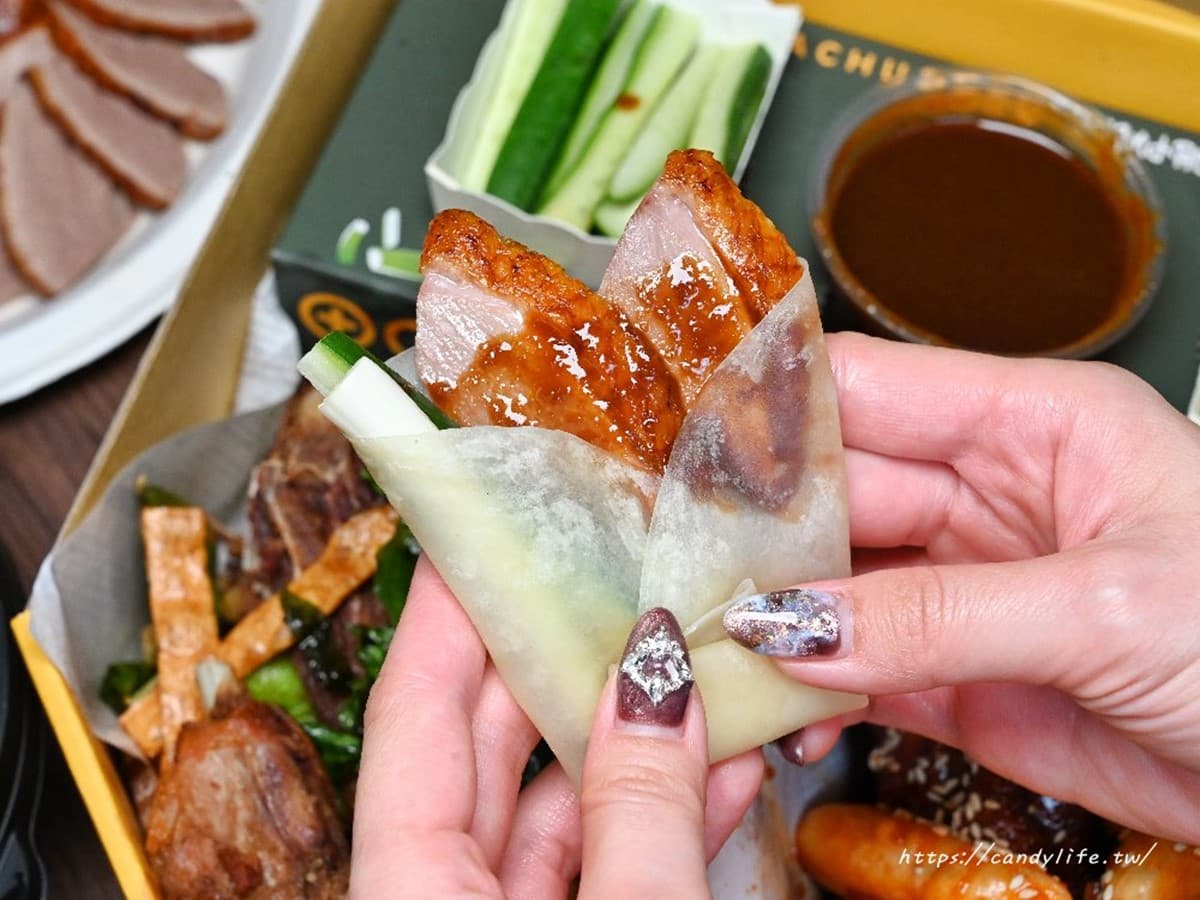 台中棒球場「隱藏版烤鴨」!「一鴨三吃」爽嗑韓式甜辣鴨,烤鴨蓋飯1人獨享 台中棒球場「隱藏版烤鴨」!「一鴨三吃」爽嗑韓式甜辣鴨,烤鴨蓋飯1人獨享