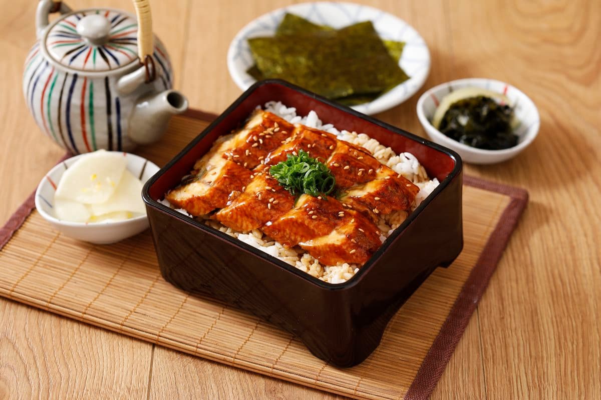 送酥炸大牡蠣!290元起爽嗑「銀座杏子豬排」,白飯、湯品、高麗菜無限續 送酥炸大牡蠣!290元起爽嗑「銀座杏子豬排」,白飯、湯品、高麗菜無限續