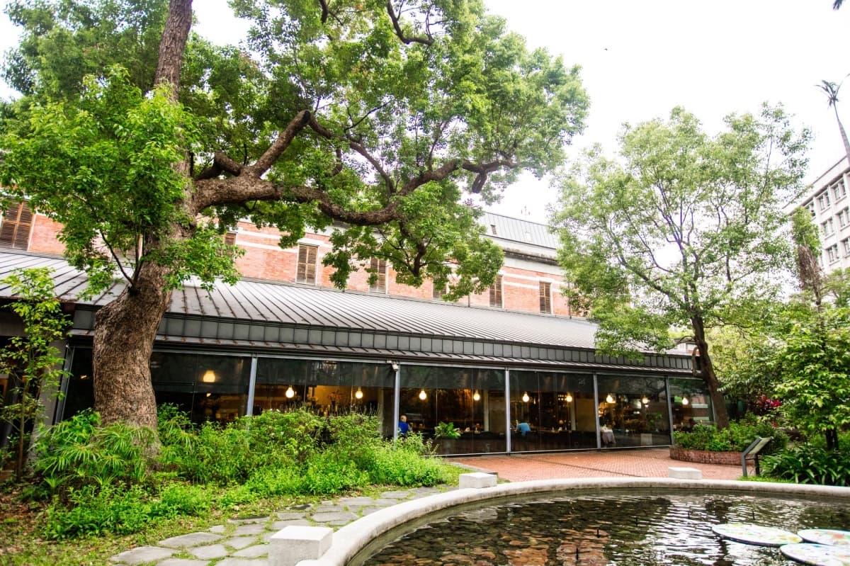台北古蹟森林系餐廳「元旦早午餐吃到飽」,加碼西班牙菜壽星優惠 台北古蹟森林系餐廳「元旦早午餐吃到飽」,加碼西班牙菜壽星優惠