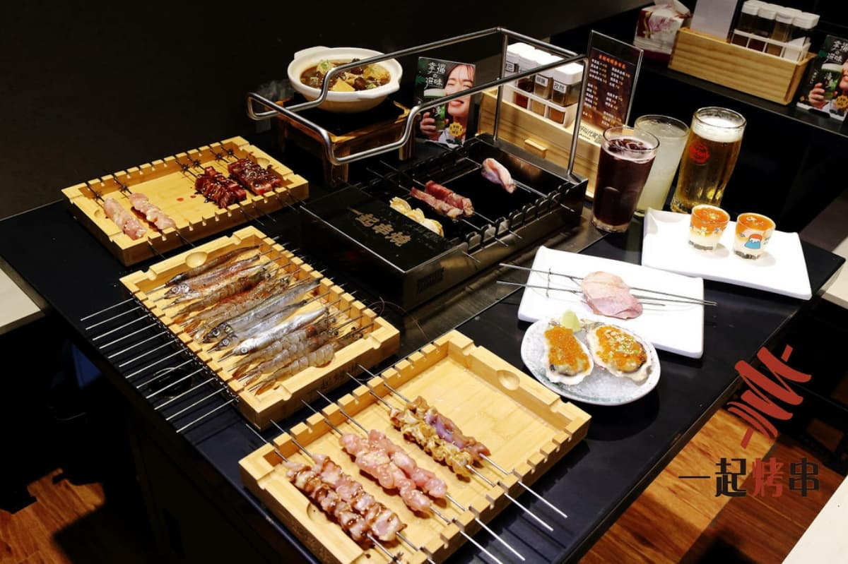 台北超狂「自動串烤店」!吃肉肉2串只要79元起、「爆汁烤雞翅」無敵好吃 台北超狂「自動串烤店」!吃肉肉2串只要79元起、「爆汁烤雞翅」無敵好吃