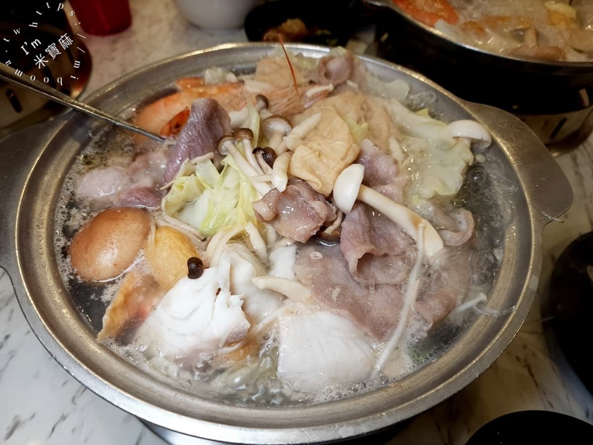 150元起吃到飽!4.9星「平價小火鍋」爽嗑滷肉飯、古早味零食、霜淇淋 150元起吃到飽!4.9星「平價小火鍋」爽嗑滷肉飯、古早味零食、霜淇淋