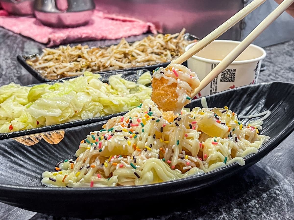 140元起爽吃!鐵板燒「青菜免費續加服務」回歸,白飯、熱湯、飲料無限供應 140元起爽吃!鐵板燒「青菜免費續加服務」回歸,白飯、熱湯、飲料無限供應