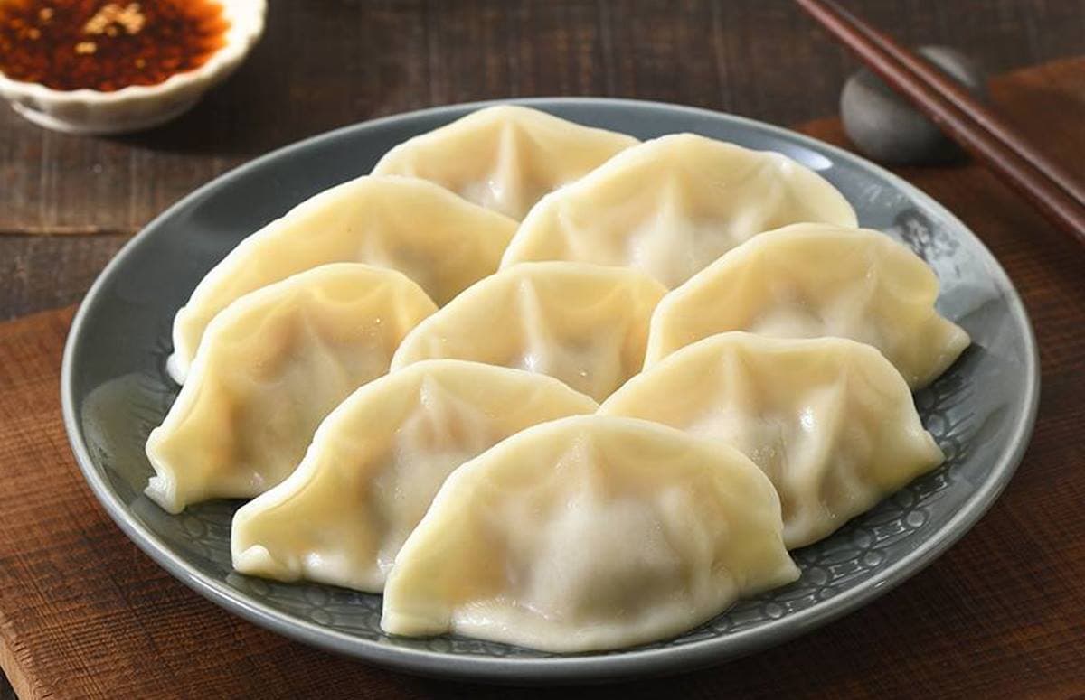 全台首間「雙月食品」回來了!連3天免費送油飯,加碼搶吃「林聰明砂鍋水餃」 全台首間「雙月食品」回來了!連3天免費送油飯,加碼搶吃「林聰明砂鍋水餃」