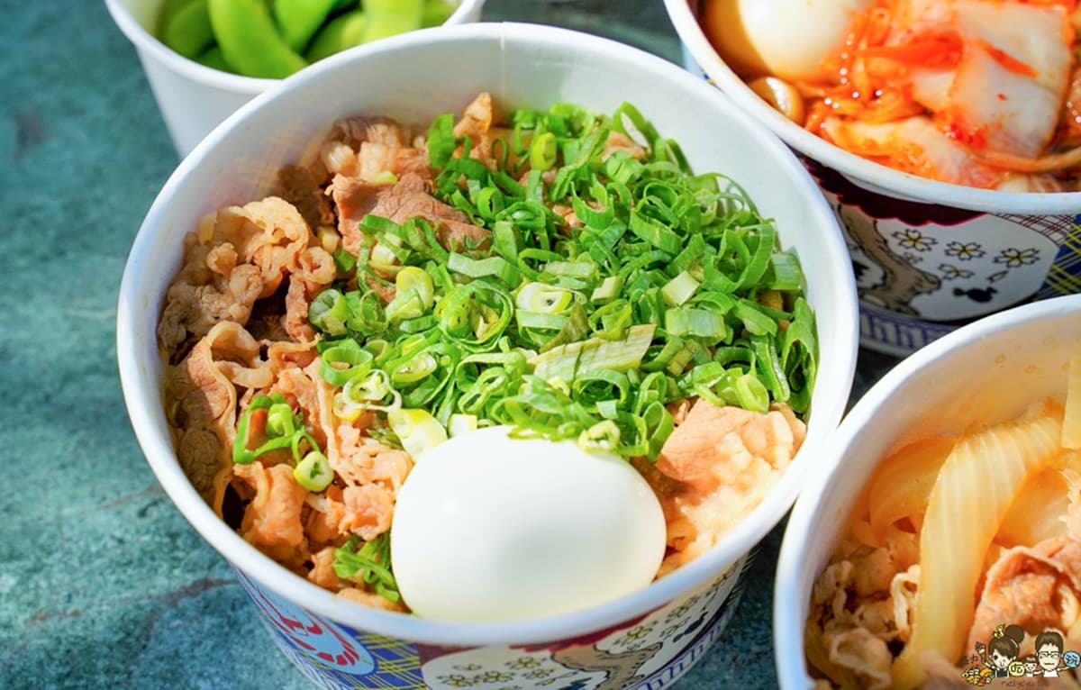 「吉野家買一送一」手刀衝!72元起爽嗑牛丼、鮮蔥丼,加碼免費送鬼滅陶瓷碗 「吉野家買一送一」手刀衝!72元起爽嗑牛丼、鮮蔥丼,加碼免費送鬼滅陶瓷碗