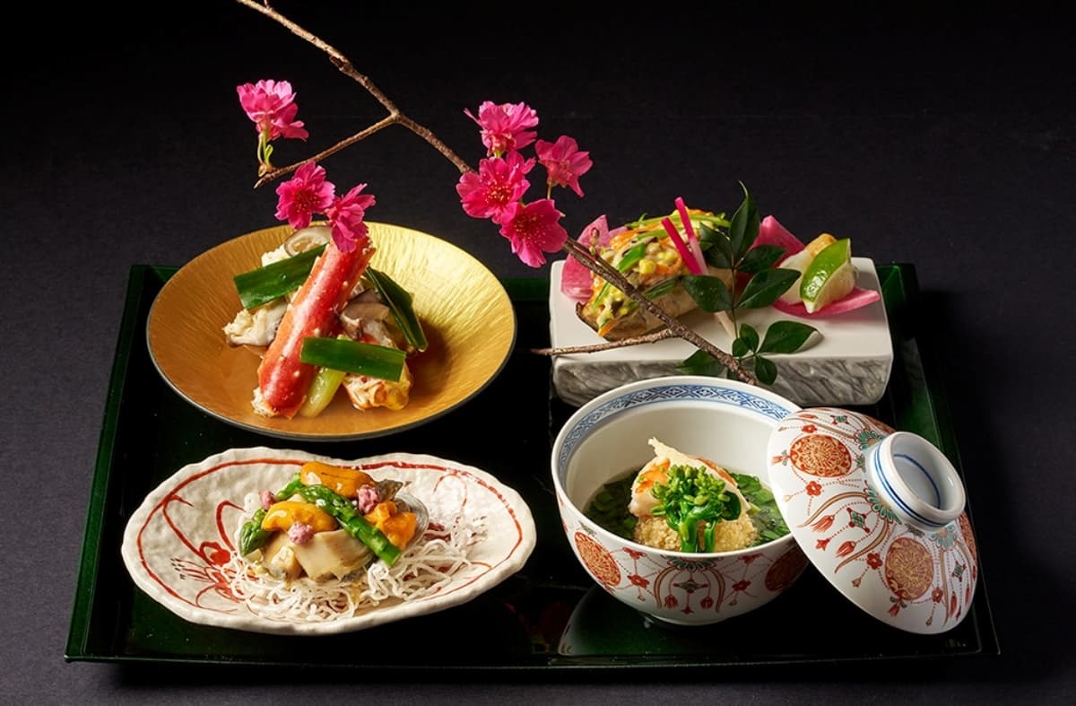 五星飯店祭限定料理!鐵道上的法式盛宴、春季頂級海鮮,海膽、鱈場蟹這裡吃 五星飯店祭限定料理!鐵道上的法式盛宴、春季頂級海鮮,海膽、鱈場蟹這裡吃