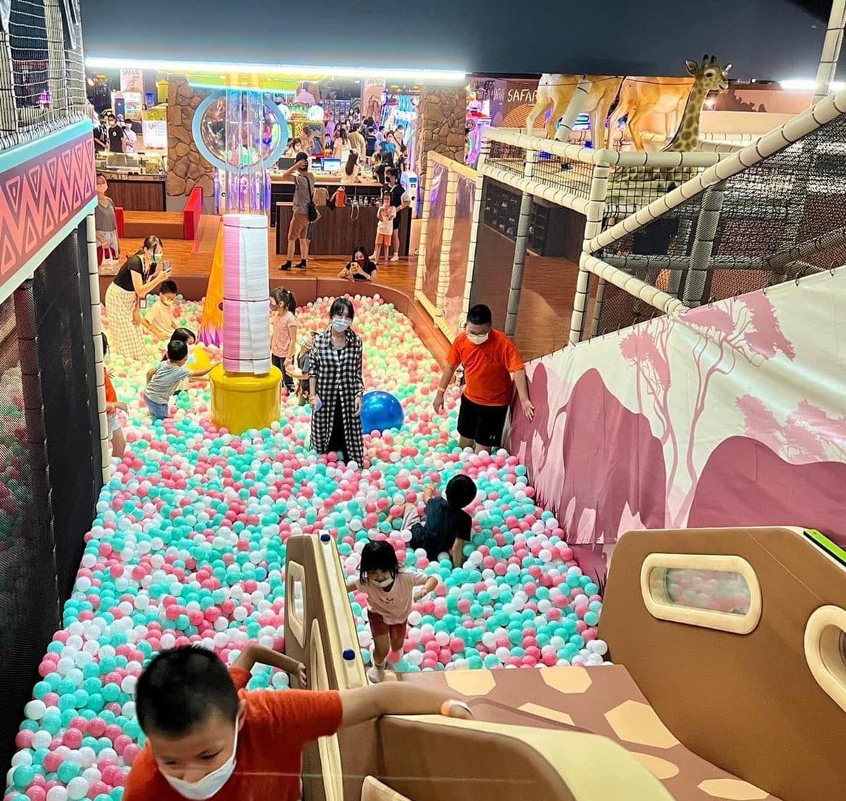 「美食市集」只有3天!台日街頭美食+甜點30攤,再玩室內樂園、多美火車節 「美食市集」只有3天!台日街頭美食+甜點30攤,再玩室內樂園、多美火車節