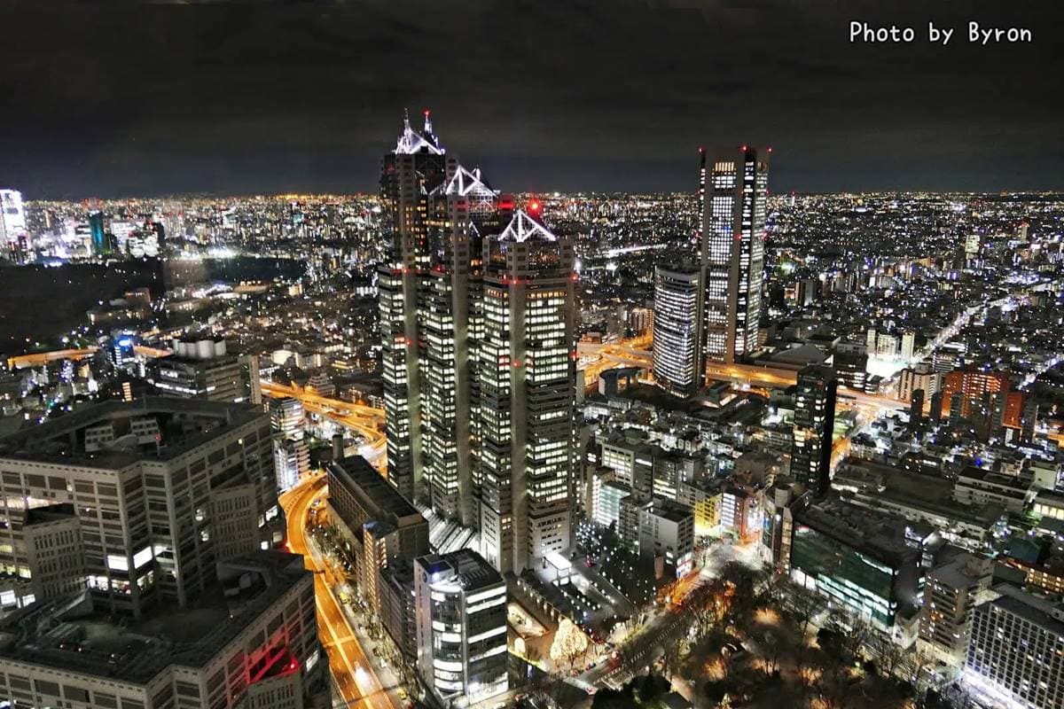 免費賞東京夜景!55秒電梯直達「45樓展望台」,看得到東京鐵塔、代代木大廈 免費賞東京夜景!55秒電梯直達「45樓展望台」,看得到東京鐵塔、代代木大廈