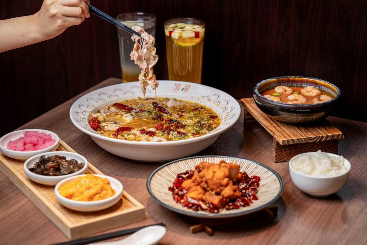 搶攻外食族商機!漢來「酸菜魚專賣店」2.0全新升級,20道主廚菜色超下飯 搶攻外食族商機!漢來「酸菜魚專賣店」2.0全新升級,20道主廚菜色超下飯