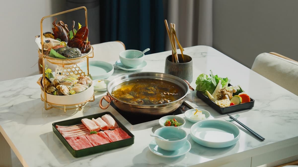 「陸上遊輪」一站體驗!必嘗江振誠鍋物、體驗頂級SPA,入住暢飲Happy Hour 「陸上遊輪」一站體驗!必嘗江振誠鍋物、體驗頂級SPA,入住暢飲Happy Hour