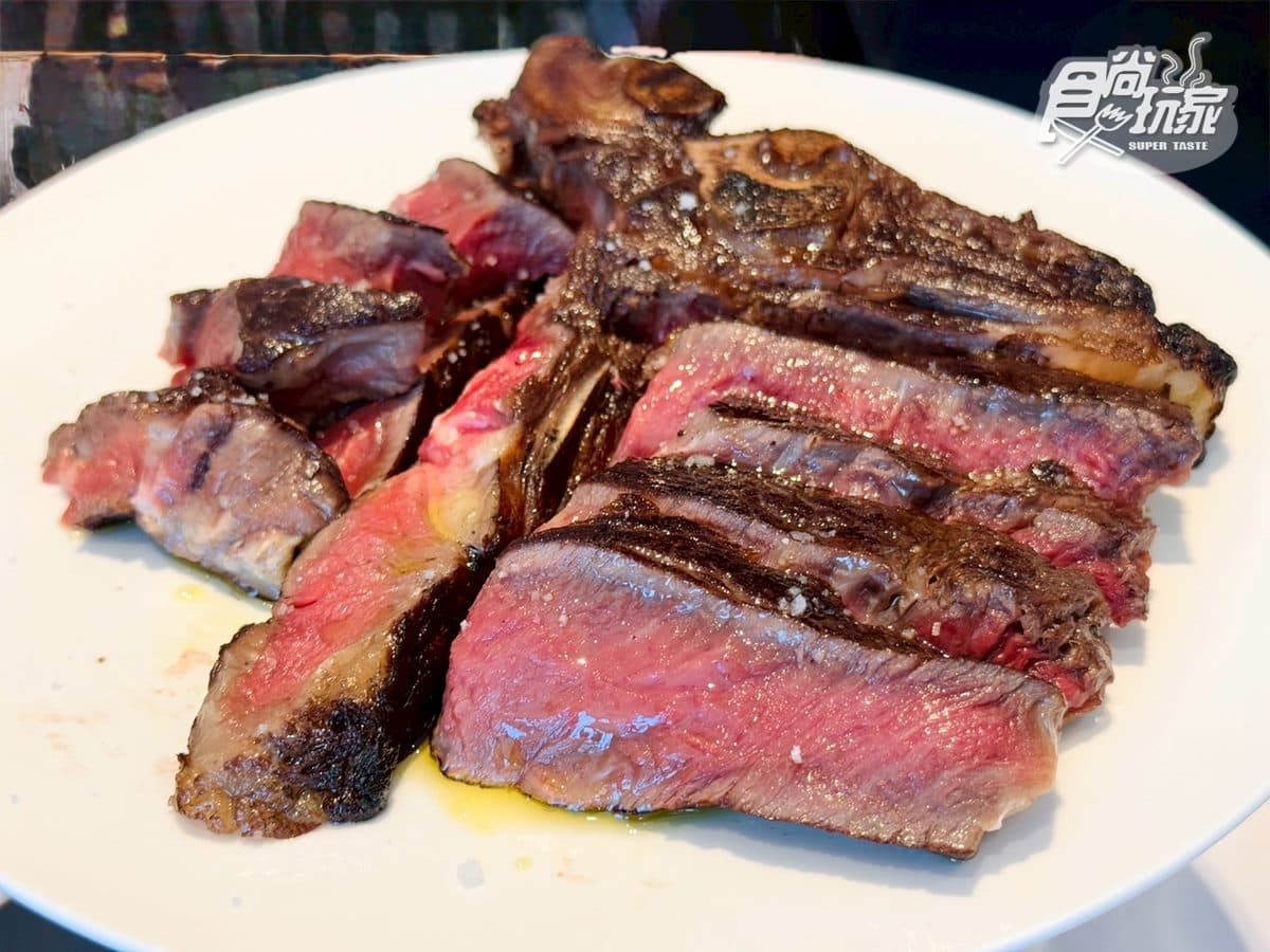 提拉米蘇吃多少挖多少!「大直牛排館」新登場,還有超浮誇金箔牛排 提拉米蘇吃多少挖多少!「大直牛排館」新登場,還有超浮誇金箔牛排