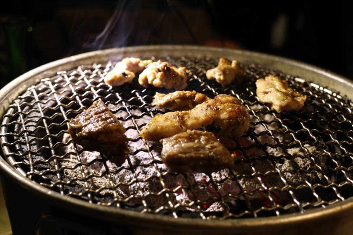 台中燒肉「厚切牛舌」強者!雙人套餐爽嗑6種肉、3種海鮮,壽星免費送肉盤 台中燒肉「厚切牛舌」強者!雙人套餐爽嗑6種肉、3種海鮮,壽星免費送肉盤