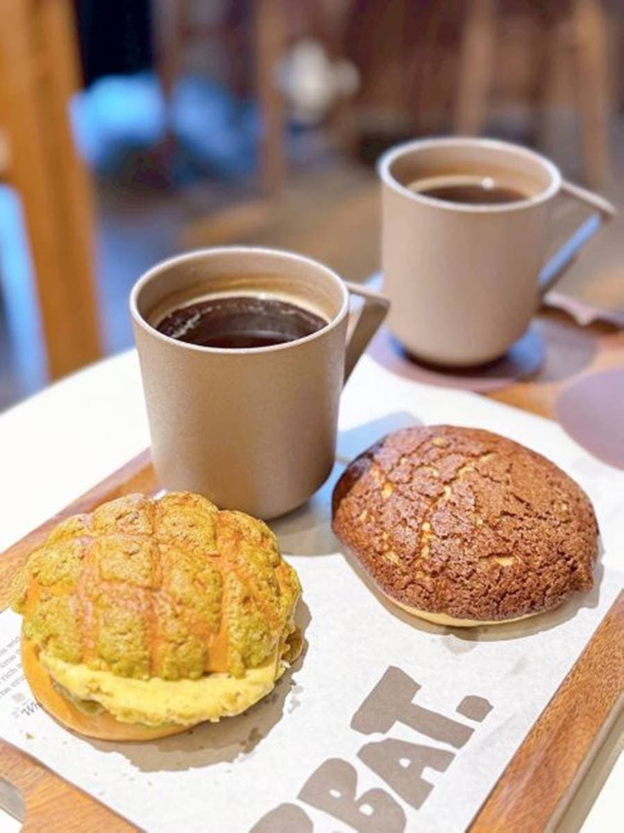 麵包控必朝聖!人氣竄紅「菠蘿麵包店」,必吃爆漿熱菠蘿、超Q甜瓜烏龜包 麵包控必朝聖!人氣竄紅「菠蘿麵包店」,必吃爆漿熱菠蘿、超Q甜瓜烏龜包