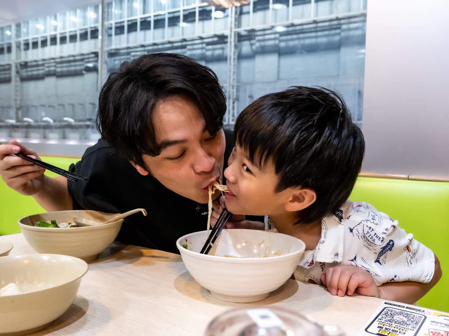 2025香港必吃美食!親子吃貨快衝~楊銘威私藏美食名單大公開 2025香港必吃美食!親子吃貨快衝~楊銘威私藏美食名單大公開