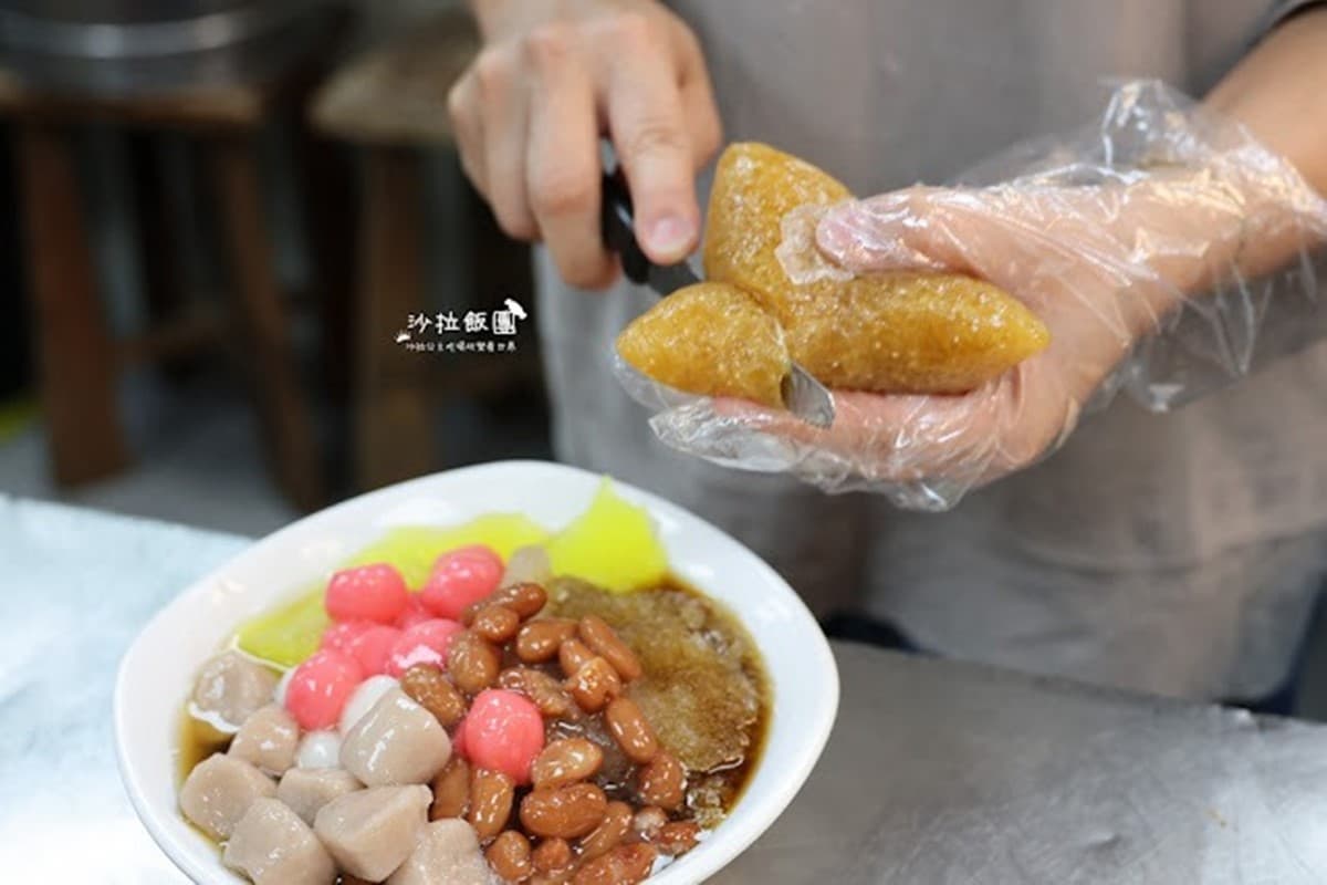端午最應景消暑點心!台北也有「古早味鹼粽冰」,軟Q口感配黑糖冰沙超滿足 端午最應景消暑點心!台北也有「古早味鹼粽冰」,軟Q口感配黑糖冰沙超滿足