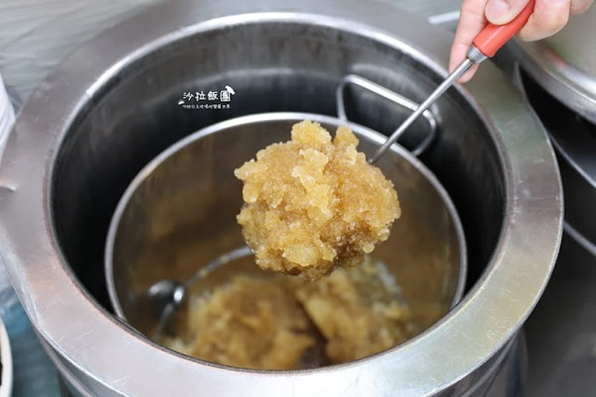 端午最應景消暑點心!台北也有「古早味鹼粽冰」,軟Q口感配黑糖冰沙超滿足 端午最應景消暑點心!台北也有「古早味鹼粽冰」,軟Q口感配黑糖冰沙超滿足