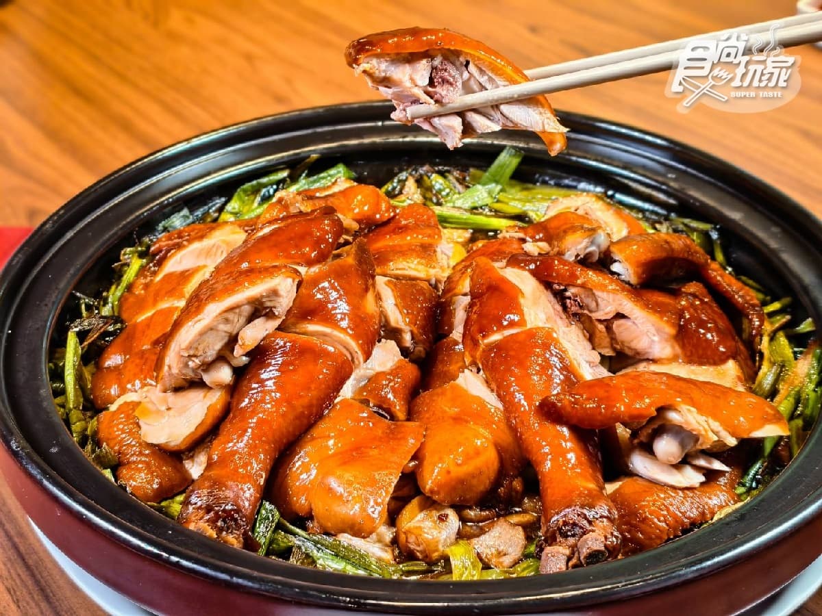 台北必吃私廚!新菜單乾隆白菜、手掌大龍鱈超有哏,還有超狂椰汁雞湯 台北必吃私廚!新菜單乾隆白菜、手掌大龍鱈超有哏,還有超狂椰汁雞湯