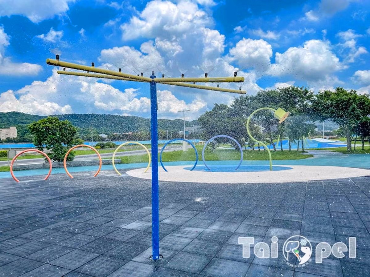 夏天就是要玩水!北中南10個「人氣玩水景點、免費公園」開放戲水時間一次看 台北免費玩水景點!「大佳河濱公園」戲水區開放了,加碼推薦銅板價水上樂園