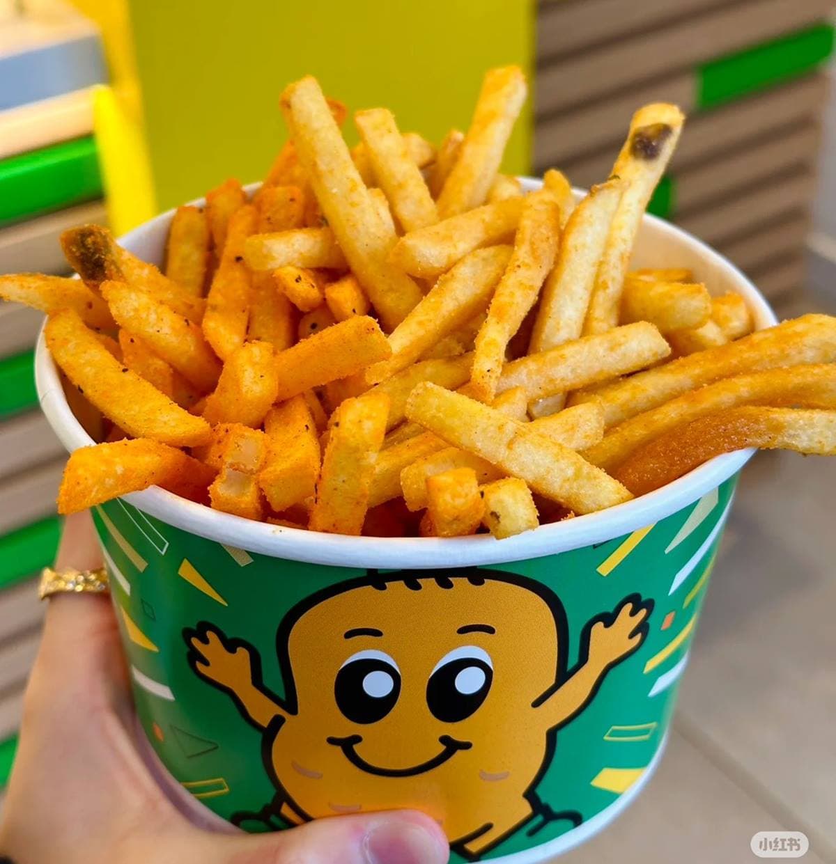 「全球最好吃薯條店」插旗信義!全台第1間分店,日本超夯「CURRY UP」登台 「全球最好吃薯條店」插旗信義!全台第1間分店,日本超夯「CURRY UP」登台