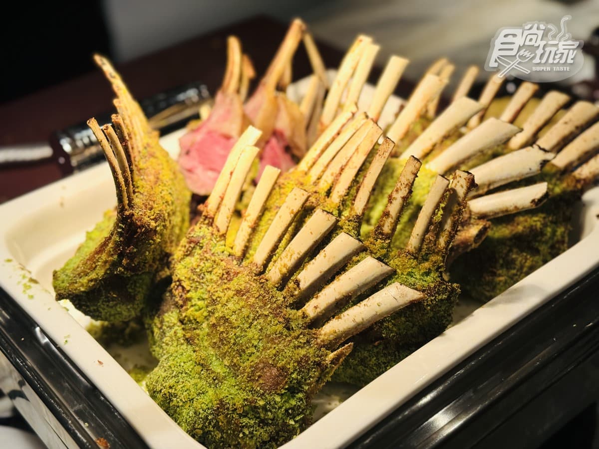 日本F1和牛料理吃到飽!南京復興飯店Buffet買一送一,銀髮族享65折優惠 日本F1和牛料理吃到飽!南京復興飯店Buffet買一送一,銀髮族享65折優惠