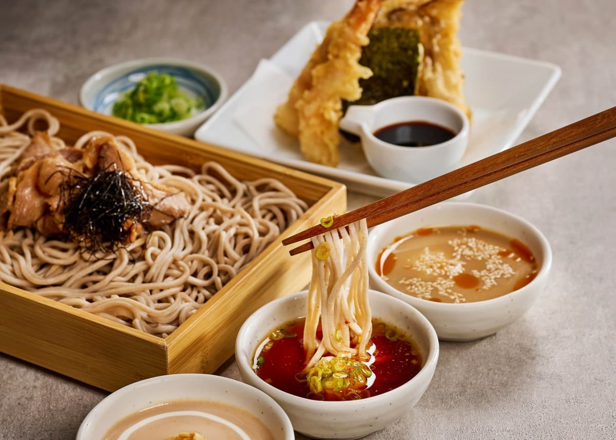 連2天「神戶炒麵買一送一」!119元爽嗑招牌牛筋麵,加碼免費送天婦羅、炸蝦 連2天「神戶炒麵買一送一」!119元爽嗑招牌牛筋麵,加碼免費送天婦羅、炸蝦