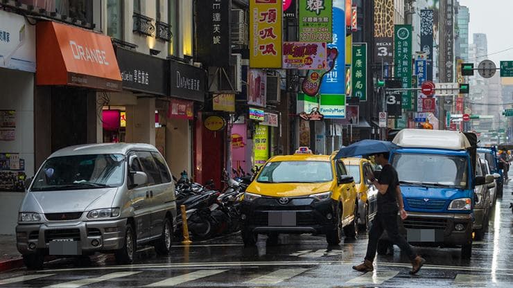 麥德姆颱風生成了!最新路徑曝「3地防雨彈」,雙十連假前還有熱帶擾動發展 麥德姆颱風生成了!最新路徑曝「3地防雨彈」,雙十連假前還有熱帶擾動發展