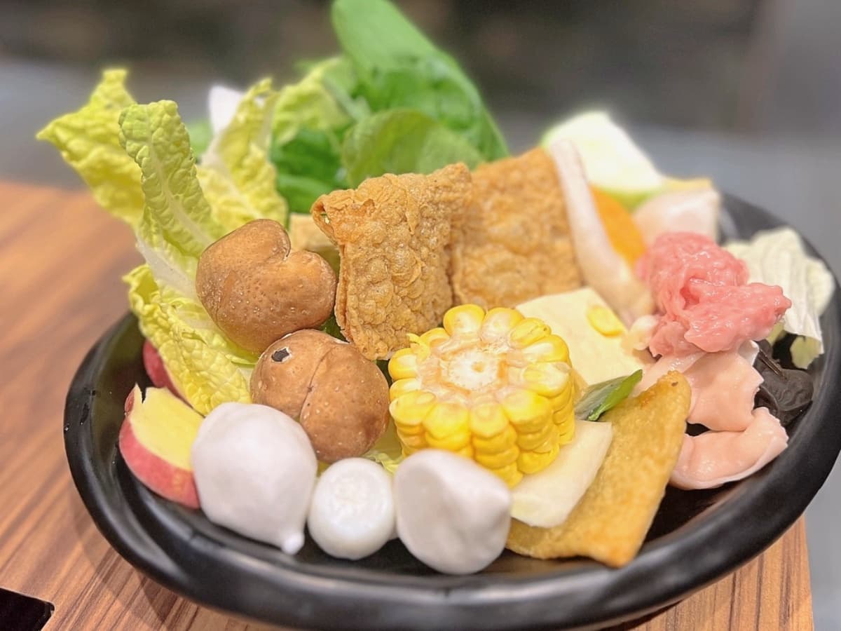 台中4.9星「平價火鍋」進軍北部!298元起吃到飽,40款自助吧、甜點暢吃 台中4.9星「平價火鍋」進軍北部!298元起吃到飽,40款自助吧、甜點暢吃