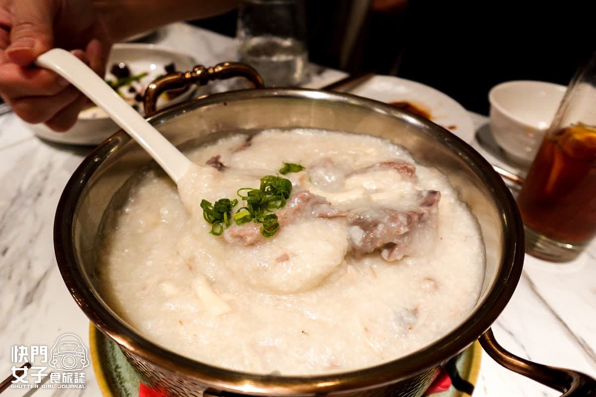 台北銷魂片皮鴨+1!烤鴨多吃7種料理任你選,甜點再嘗桌邊現沖木桶豆花 台北銷魂片皮鴨+1!烤鴨多吃7種料理任你選,甜點再嘗桌邊現沖木桶豆花