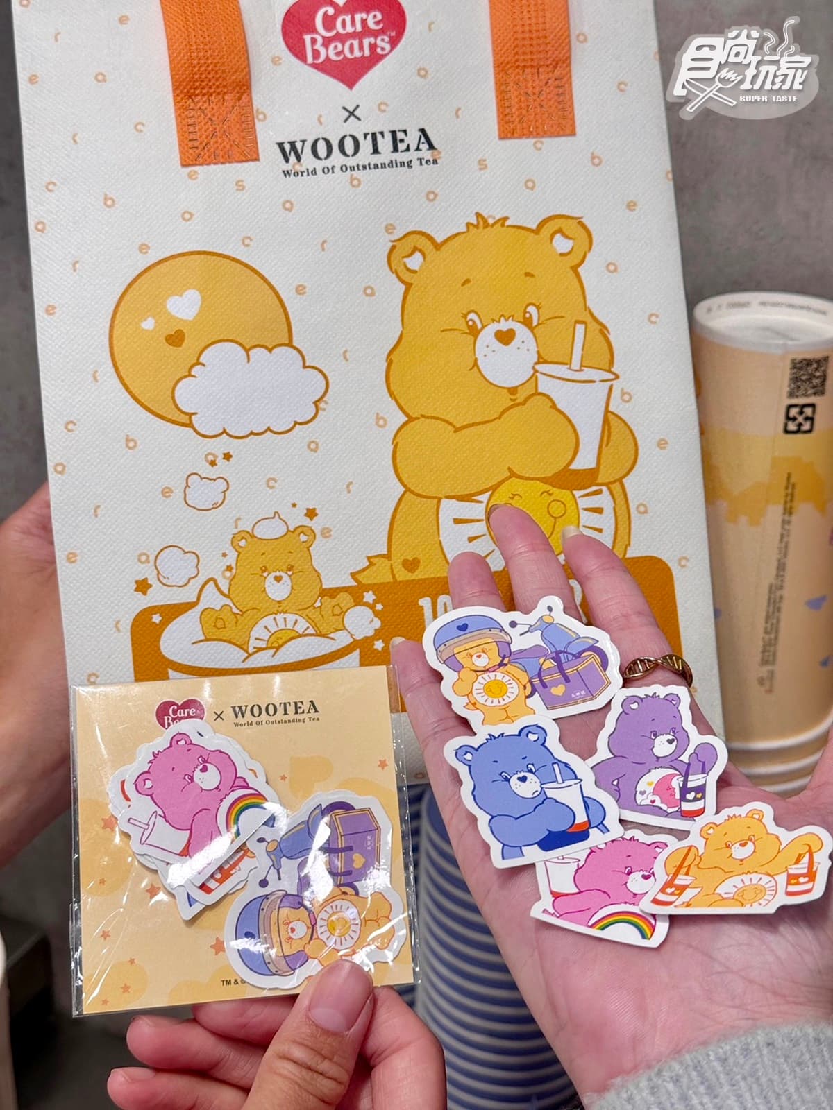 彩虹熊變身超Q店員!五桐號xCare bears6大周邊、焙茶飲品、滿額贈整理 彩虹熊變身超Q店員!五桐號xCare bears6大周邊、焙茶飲品、滿額贈整理