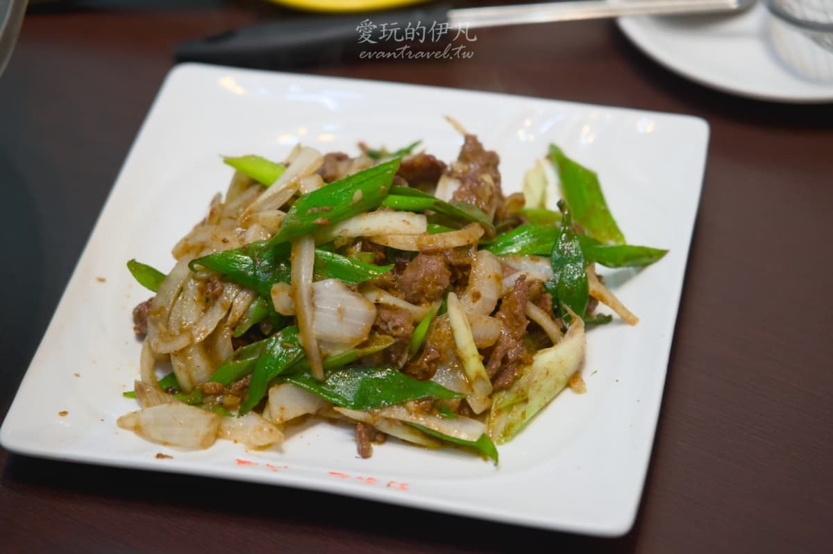 黃仁勳美食地圖插旗台南!網友讚爆「溫體牛火鍋」是這家,必點菜色看這篇 黃仁勳美食地圖插旗台南!網友讚爆「溫體牛火鍋」是這家,必點菜色看這篇