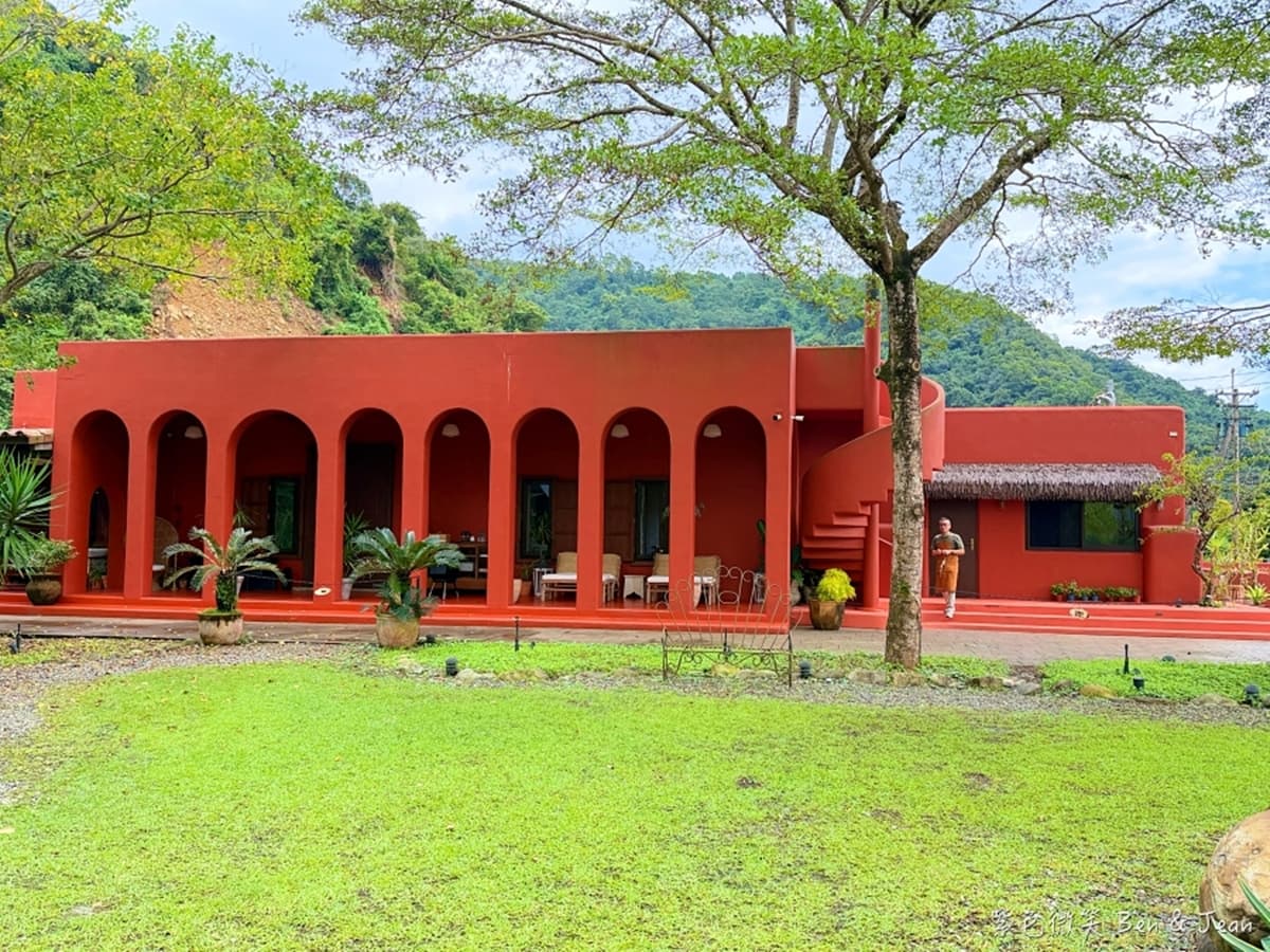 宜蘭最新「紅岩玻璃屋」早午餐!850坪園區摩洛哥風超好拍,澎派早餐盤秒飛地中海 宜蘭最新「紅岩玻璃屋」早午餐!850坪園區摩洛哥風超好拍,澎派早餐盤秒飛地中海