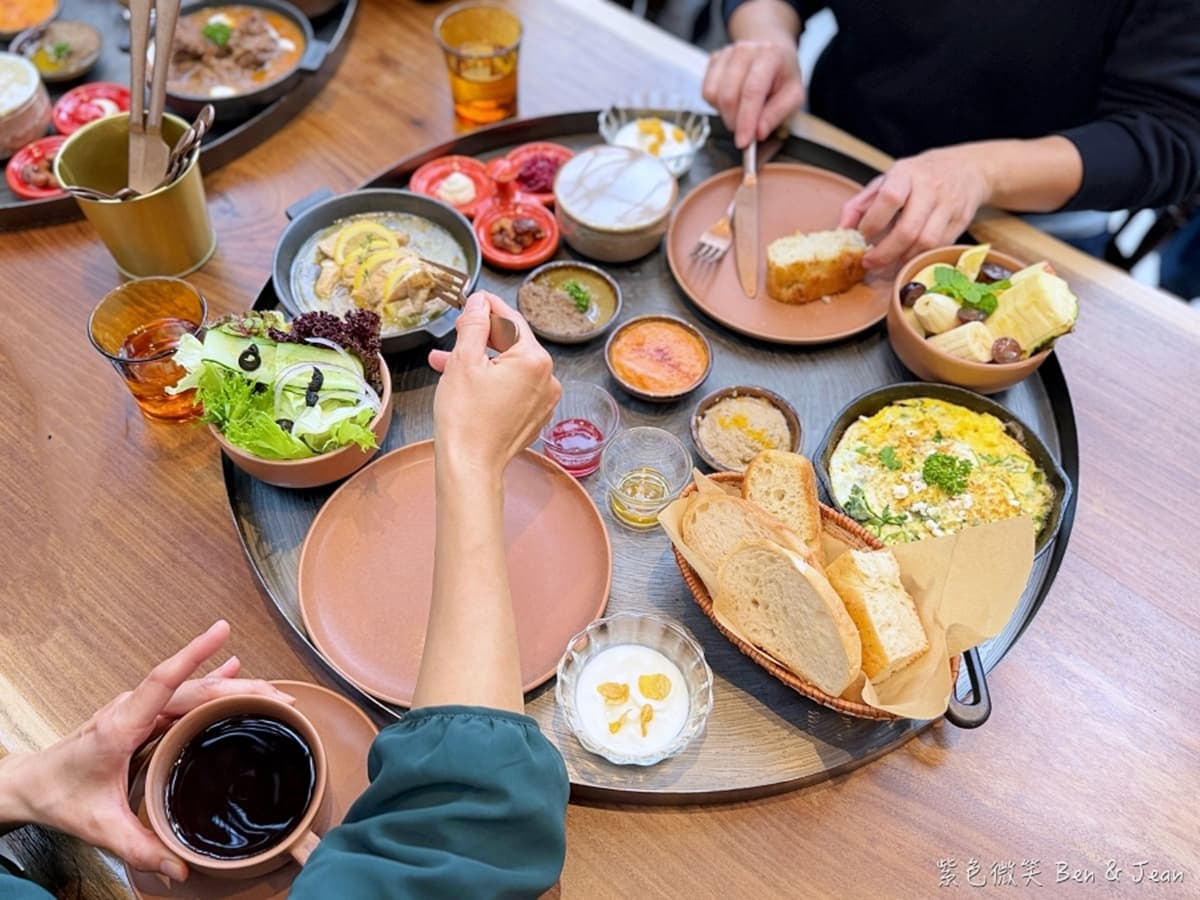 宜蘭最新「紅岩玻璃屋」早午餐!850坪園區摩洛哥風超好拍,澎派早餐盤秒飛地中海 宜蘭最新「紅岩玻璃屋」早午餐!850坪園區摩洛哥風超好拍,澎派早餐盤秒飛地中海