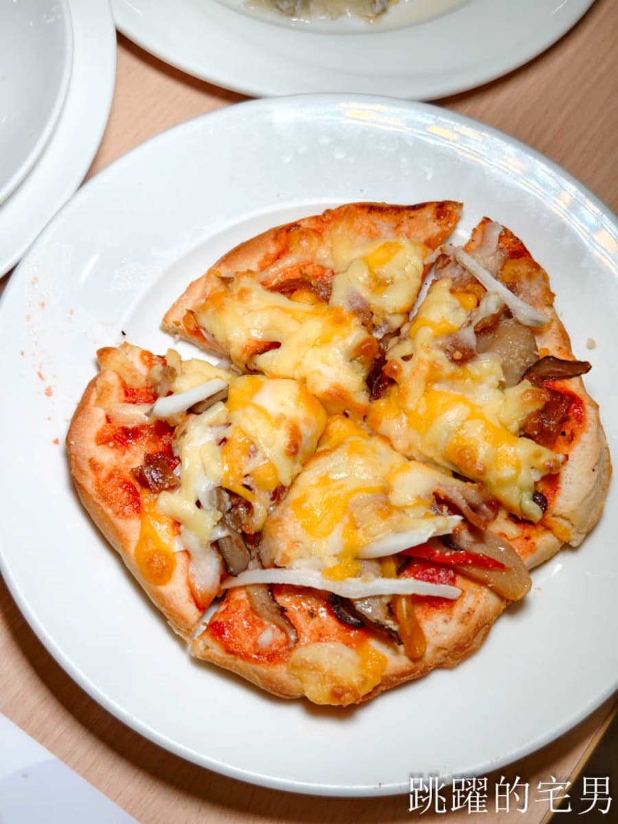12月限定優惠!五星飯店「早午餐吃到飽」360元免服務費,假日晚餐999元 12月限定優惠!五星飯店「早午餐吃到飽」360元免服務費,假日晚餐999元