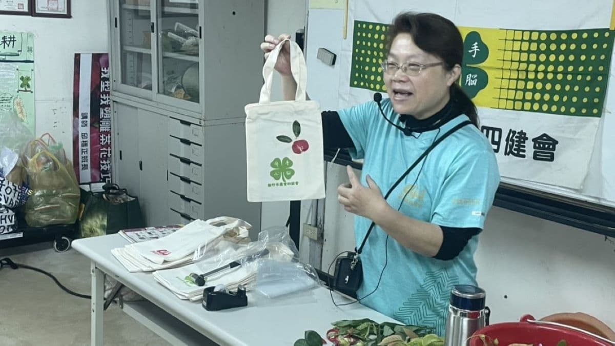 2025新竹茶花節浪漫開跑!邱臣遠代理市長:打造冬季最美花卉盛會 2025新竹茶花節浪漫開跑!邱臣遠代理市長:打造冬季最美花卉盛會