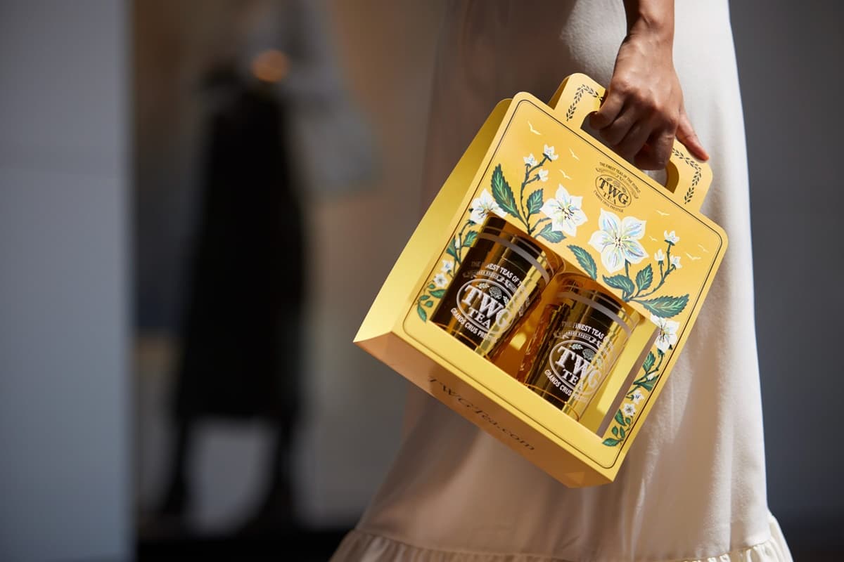 聖誕最美茶飲!週末限定「聖多諾黑紅寶石拿鐵」3階段喝,TWG首間外帶店買一送一 聖誕最美茶飲!週末限定「聖多諾黑紅寶石拿鐵」3階段喝,TWG首間外帶店買一送一