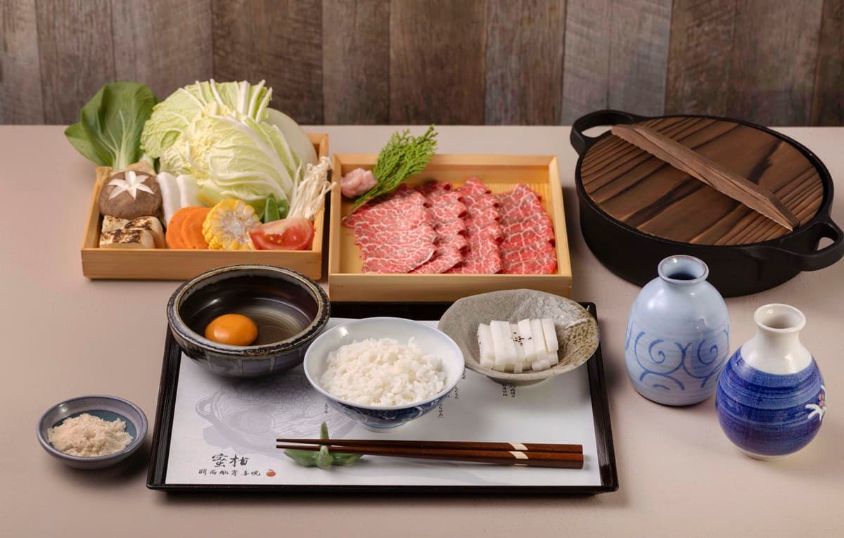 台中最新「日式壽喜燒」開幕!580元爽嗑和牛+棉花糖鍋,免費送Q嫩松阪豬 台中最新「日式壽喜燒」開幕!580元爽嗑和牛+棉花糖鍋,免費送Q嫩松阪豬