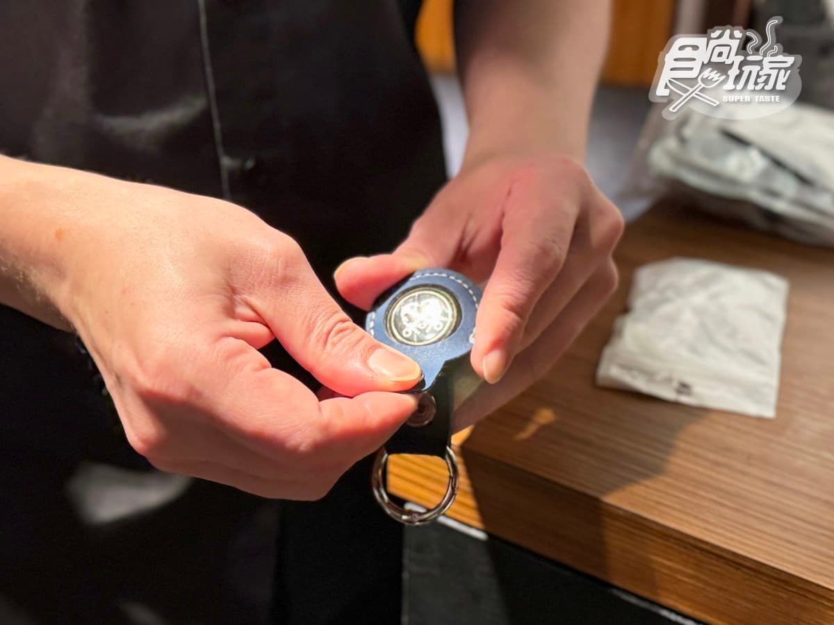 450元韓式小菜吃到飽!高CP值「韓式料理」必嗑燉牛骨,免費DIY鑰匙圈 450元韓式小菜吃到飽!高CP值「韓式料理」必嗑燉牛骨,免費DIY鑰匙圈