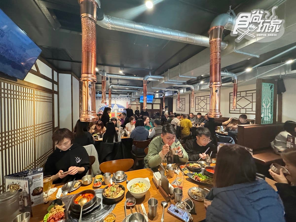 450元韓式小菜吃到飽!高CP值「韓式料理」必嗑燉牛骨,免費DIY鑰匙圈 450元韓式小菜吃到飽!高CP值「韓式料理」必嗑燉牛骨,免費DIY鑰匙圈