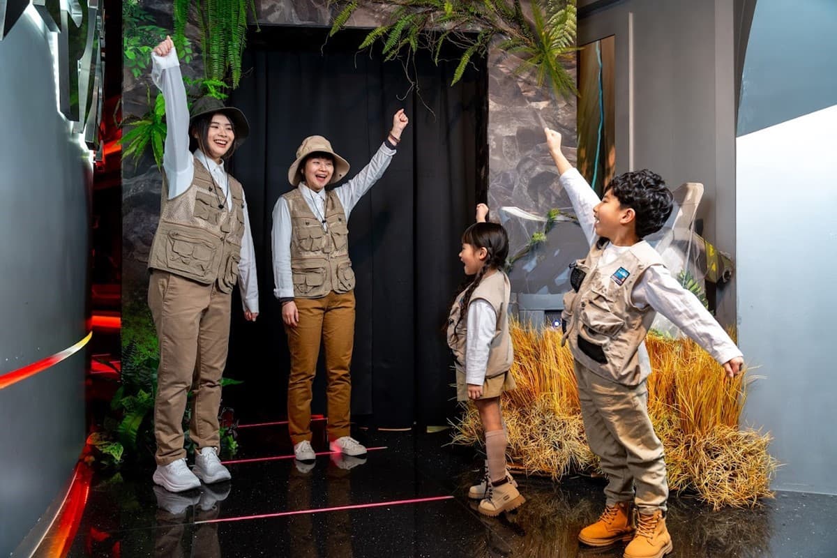 高雄人獨享8折優惠!親子最愛「5D飛行劇院」上新片,雙腳騰空飛入妖怪森林 高雄人獨享8折優惠!親子最愛「5D飛行劇院」上新片,雙腳騰空飛入妖怪森林