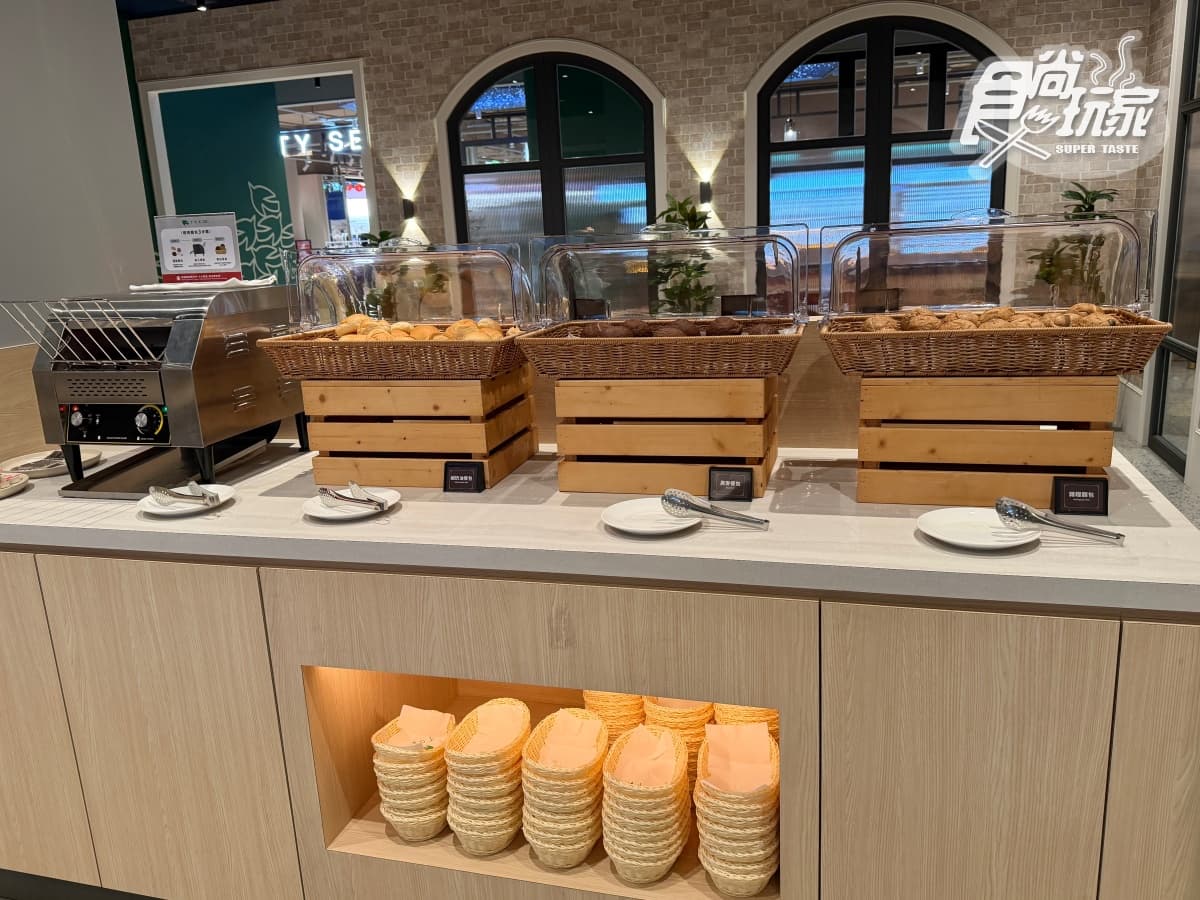 398元爽嗑排餐+自助吧!新開幕雞腿排買一送一,水果、麵包、冰淇淋吃到飽 398元爽嗑排餐+自助吧!新開幕雞腿排買一送一,水果、麵包、冰淇淋吃到飽