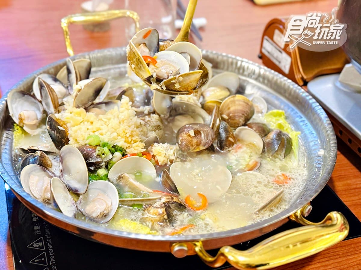 全新「港式火鍋」送活鮑魚!爆量卜卜鍋爽嗑「1.5斤蛤蜊」,6大必吃搶看 全新「港式火鍋」送活鮑魚!爆量卜卜鍋爽嗑「1.5斤蛤蜊」,6大必吃搶看