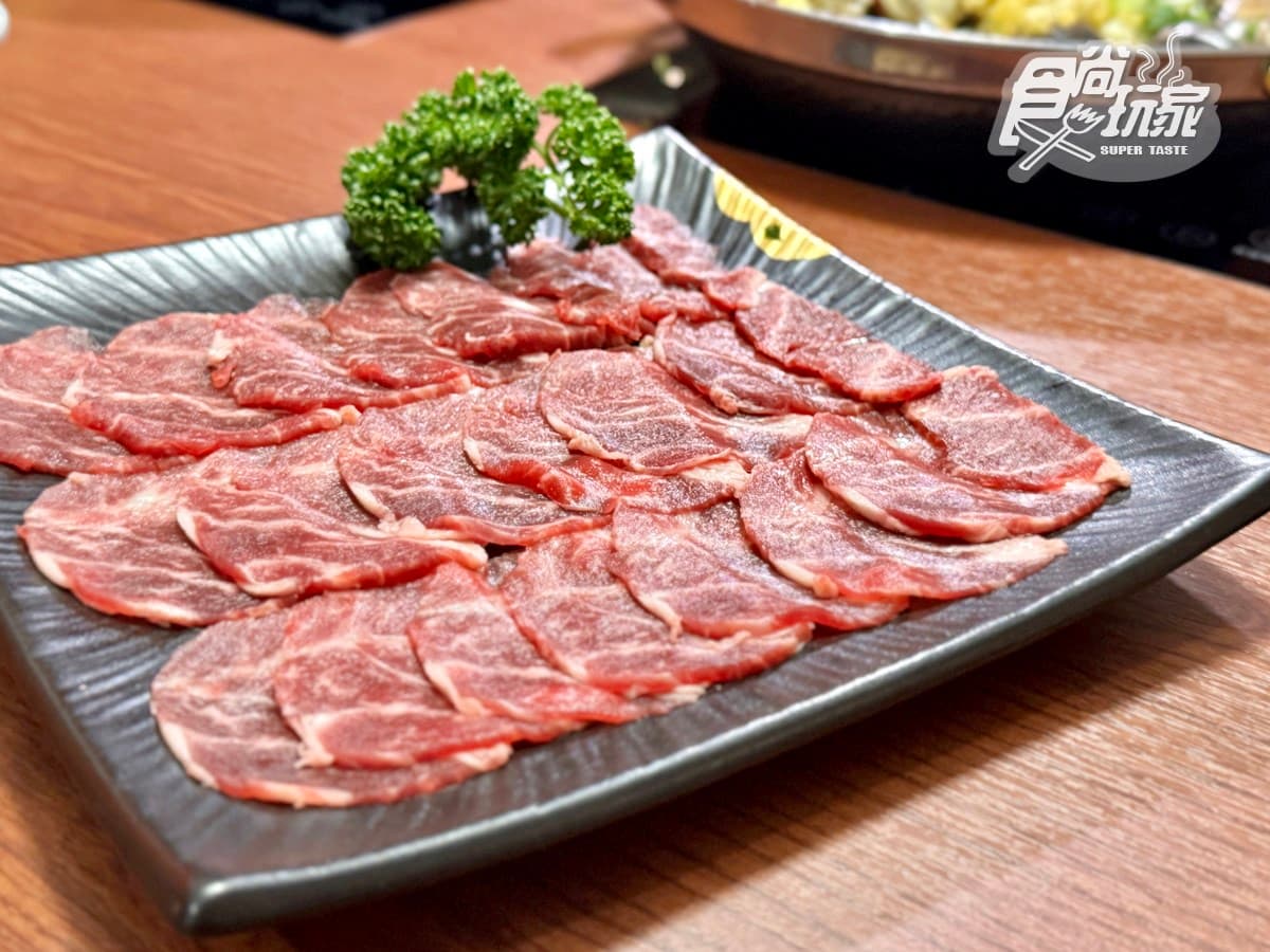 全新「港式火鍋」送活鮑魚!爆量卜卜鍋爽嗑「1.5斤蛤蜊」,6大必吃搶看 全新「港式火鍋」送活鮑魚!爆量卜卜鍋爽嗑「1.5斤蛤蜊」,6大必吃搶看
