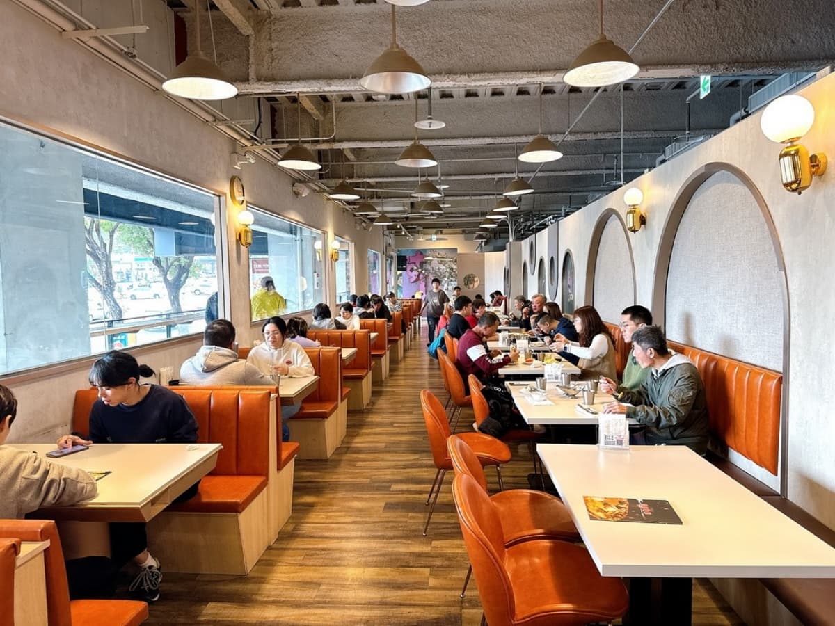 420元排餐+自助吧!在地人大推「高CP值牛排」,熱炒、披薩、麻油雞吃到飽 420元排餐+自助吧!在地人大推「高CP值牛排」,熱炒、披薩、麻油雞吃到飽