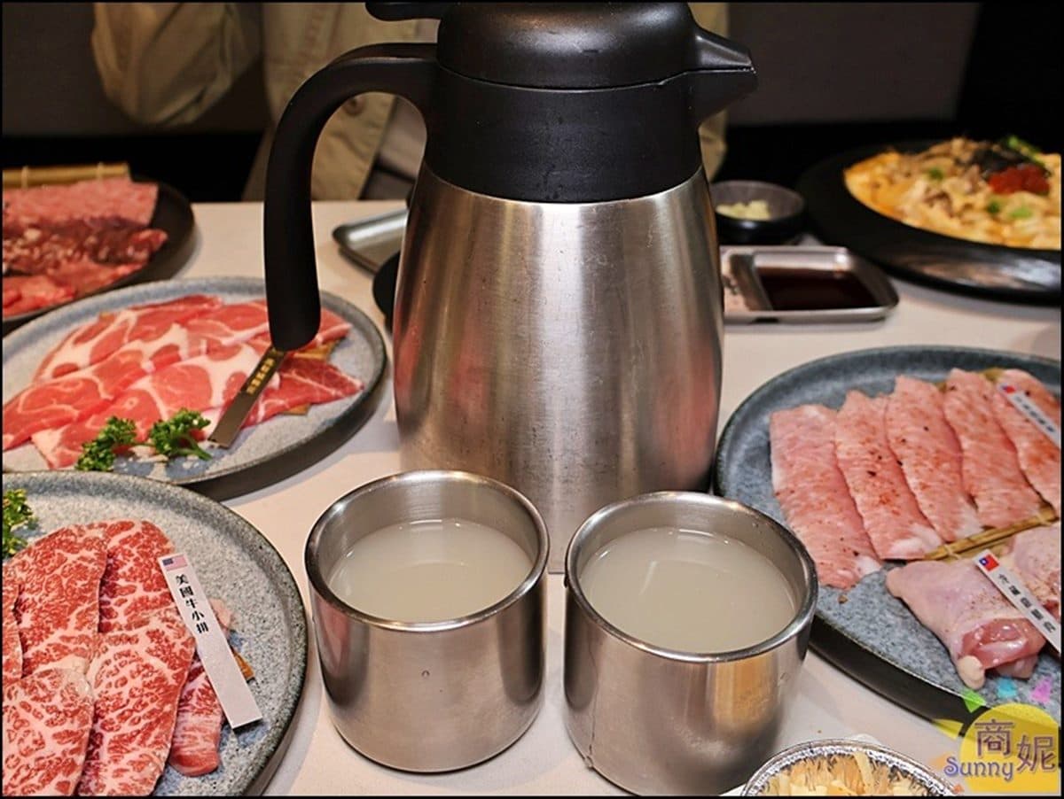 燒肉套餐+自助吧吃到飽!高CP值燒肉店499元,哈根達斯、水果、雞湯無限續 燒肉套餐+自助吧吃到飽!高CP值燒肉店499元,哈根達斯、水果、雞湯無限續