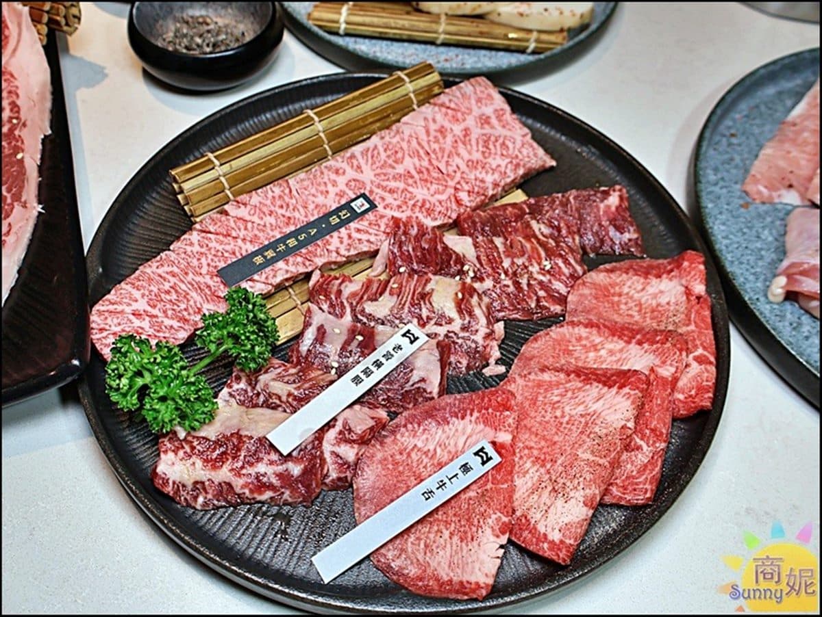 燒肉套餐+自助吧吃到飽!高CP值燒肉店499元,哈根達斯、水果、雞湯無限續 燒肉套餐+自助吧吃到飽!高CP值燒肉店499元,哈根達斯、水果、雞湯無限續