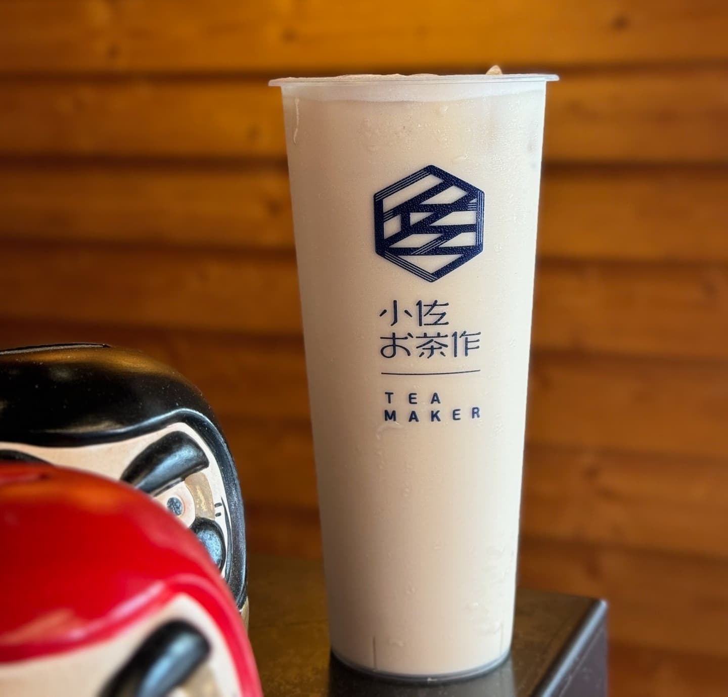 手搖2杯65折!「小佐お茶作」烏瓦拿鐵、伊莉亞奶茶雙享受,新品白黑奶茶也必喝 手搖2杯65折!「小佐お茶作」烏瓦拿鐵、伊莉亞奶茶雙享受,新品白黑奶茶也必喝
