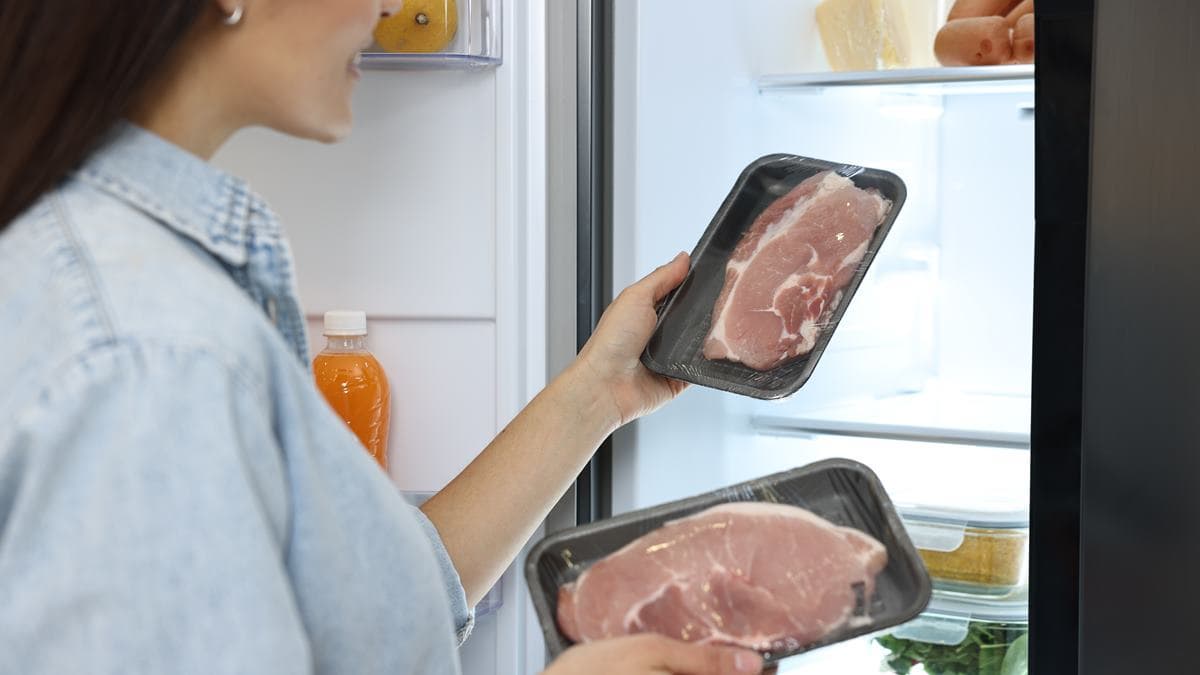 5類食物別放在冰箱門!專家示警「放錯位置恐變質」,牛奶、雞蛋都上榜 5類食物別放在冰箱門!專家示警「放錯位置恐變質」,牛奶、雞蛋都上榜