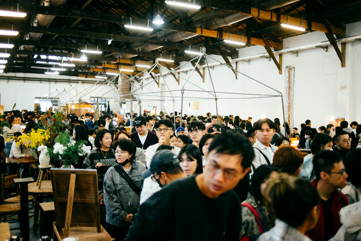 600坪最大古物市集免費逛!「台北蚤之市」200攤跨國古董、美食,連3天快衝 600坪最大古物市集免費逛!「台北蚤之市」200攤跨國古董、美食,連3天快衝